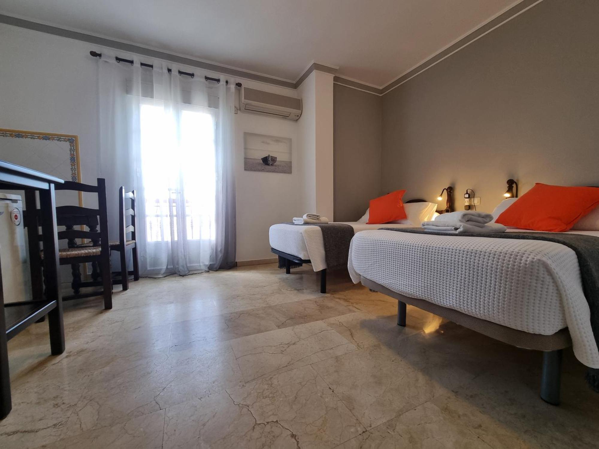 Victoria Hotel Маталасканьас Экстерьер фото