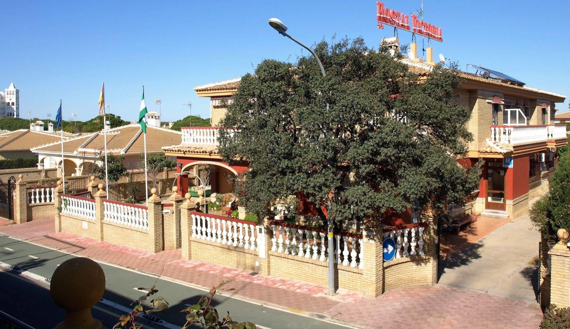 Victoria Hotel Маталасканьас Экстерьер фото